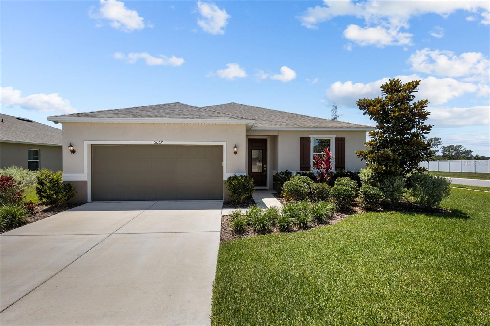Image 37 of 42 For 12697 Achasta Boulevard