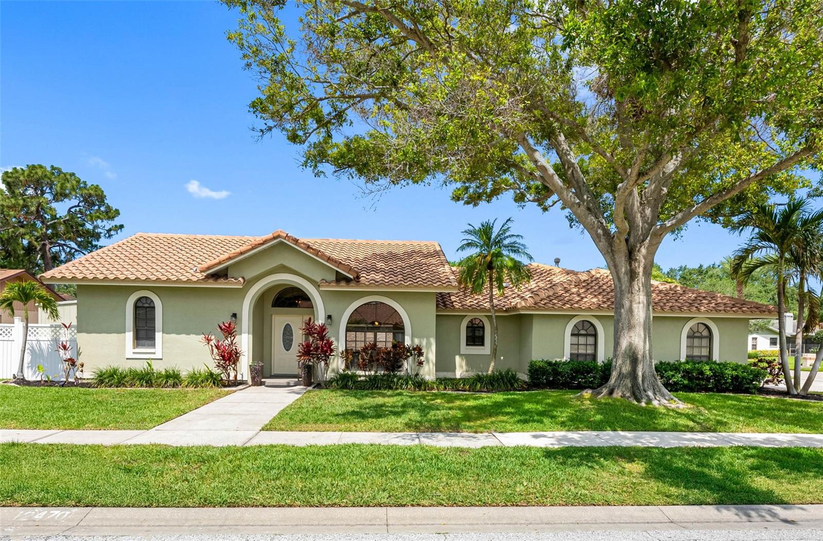 Image 62 of 76 For 12470 93rd Street