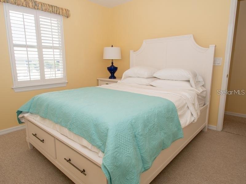 Listing photo id 21 for 101 8th Street