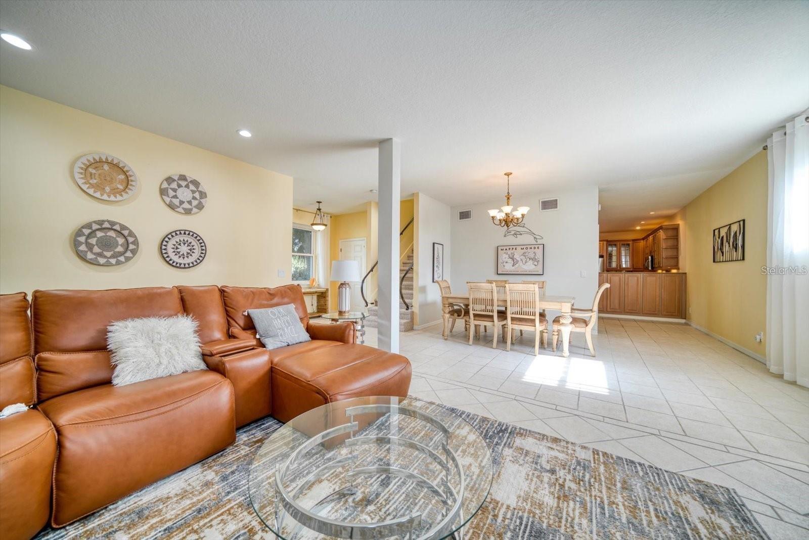 Listing photo id 7 for 101 8th Street