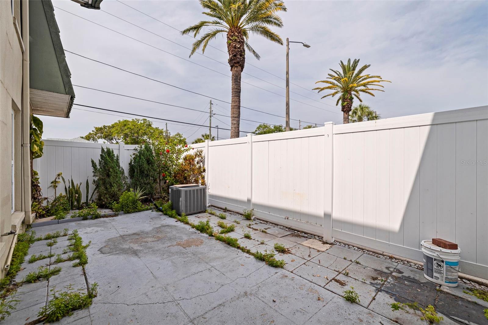 Image 13 of 20 For 1799 Highland Avenue 3