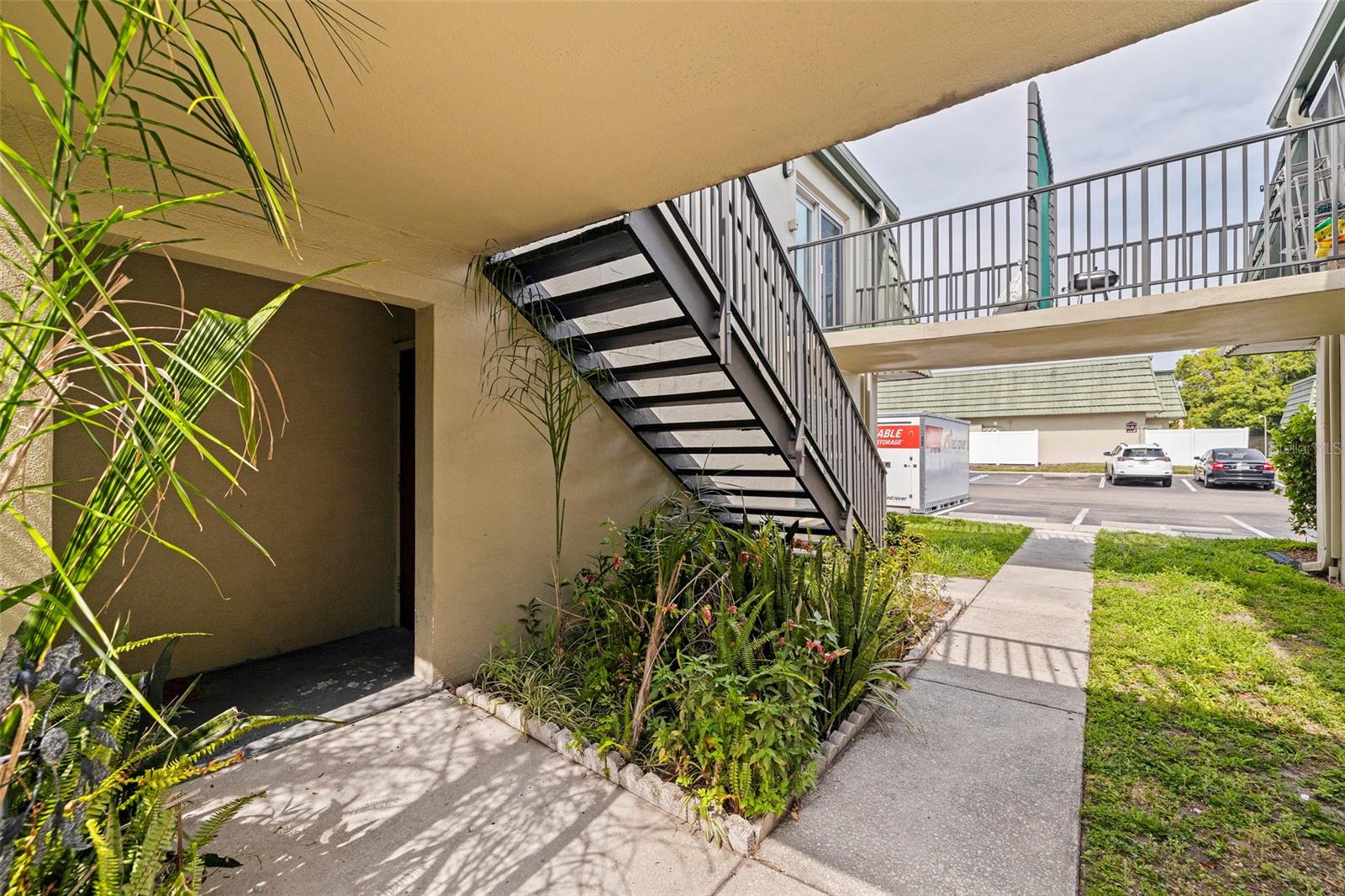 Image 2 of 20 For 1799 Highland Avenue 3