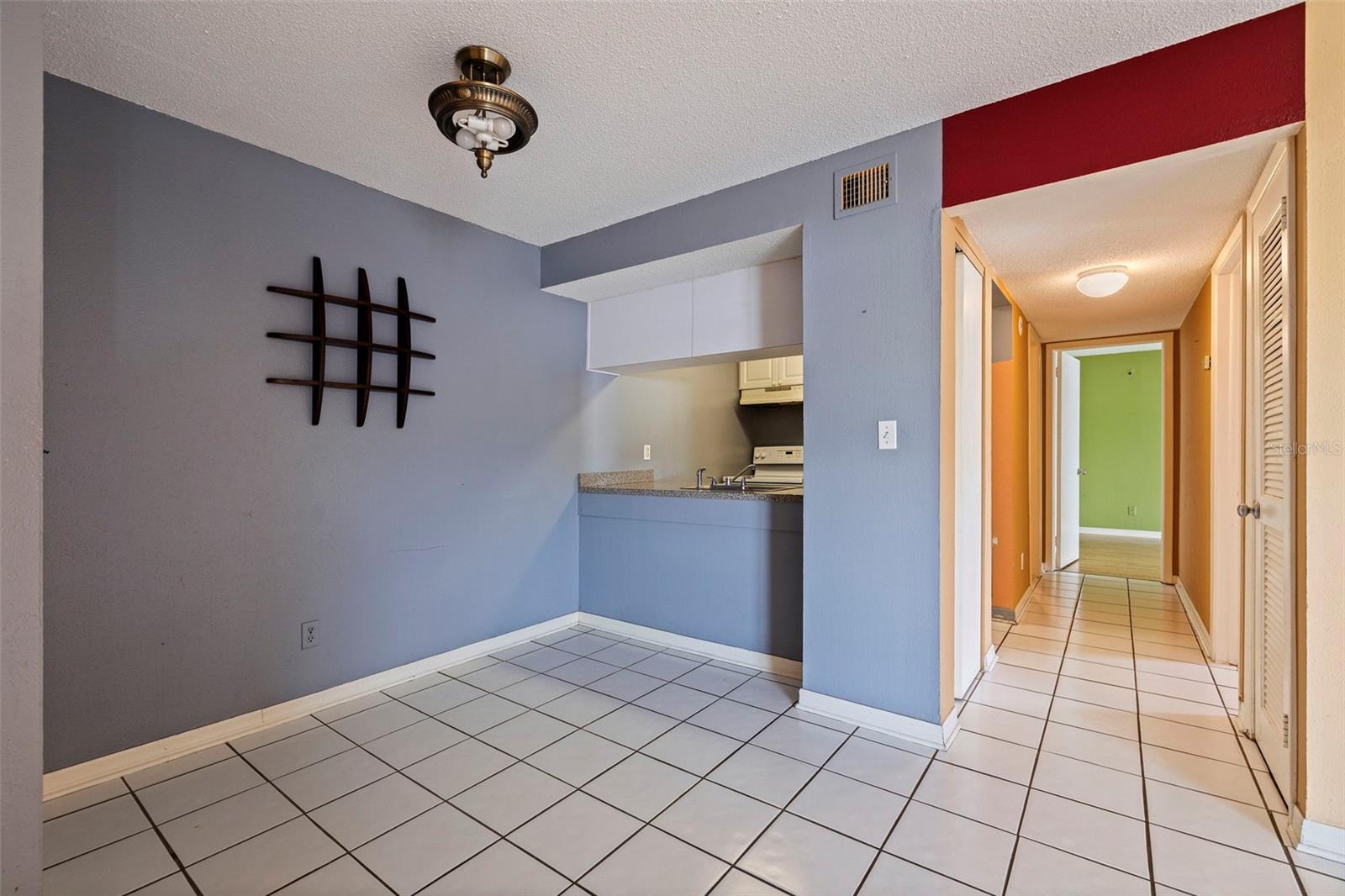 Image 6 of 20 For 1799 Highland Avenue 3
