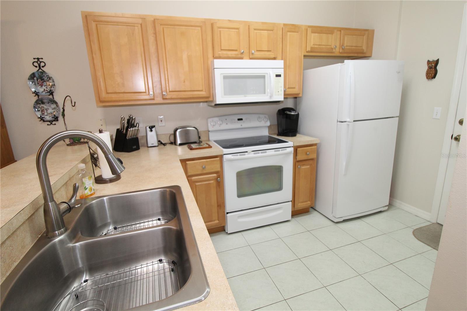 Image 6 of 31 For 2218 Nantucket Drive 44
