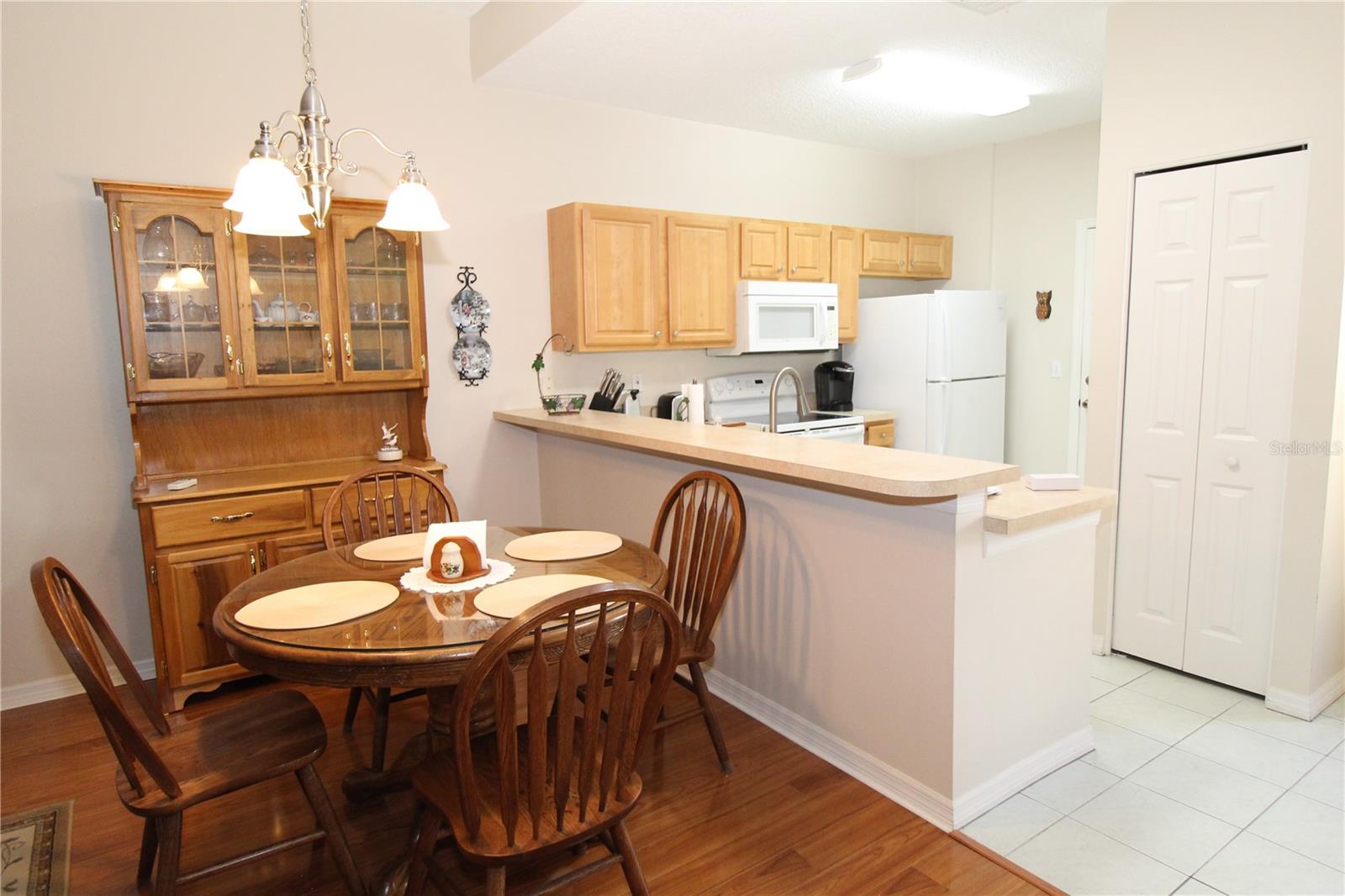 Image 8 of 31 For 2218 Nantucket Drive 44