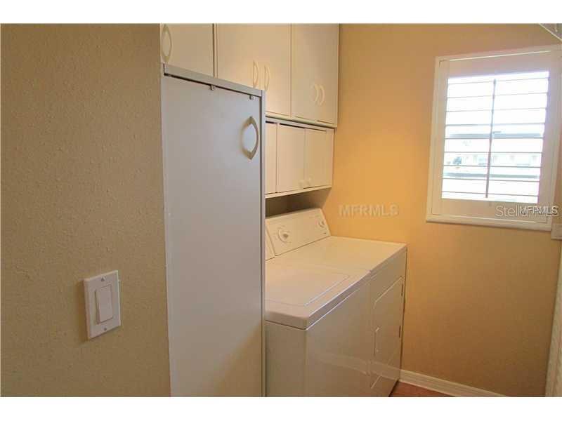 Image 17 of 21 For 1903 Canterbury Lane B24
