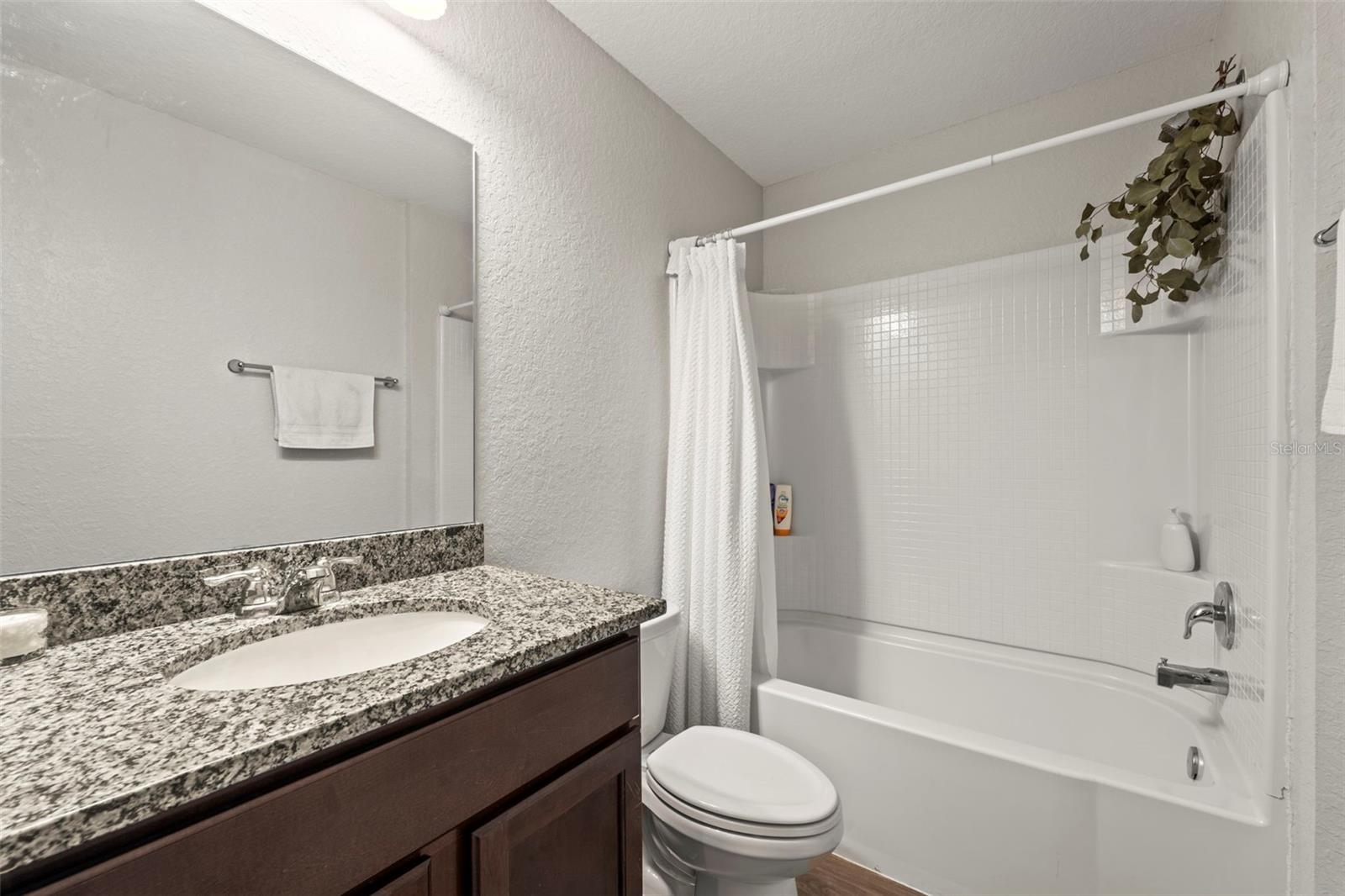 Listing photo id 0 for 8009 Primrose Drive