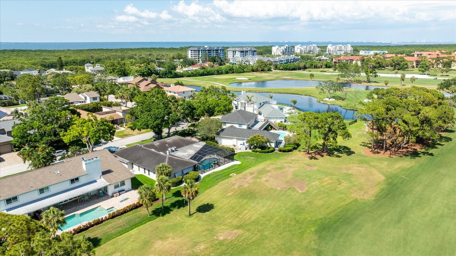 Listing photo id 44 for 2900 Sandpiper Place