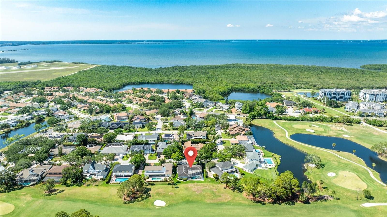 Listing photo id 45 for 2900 Sandpiper Place