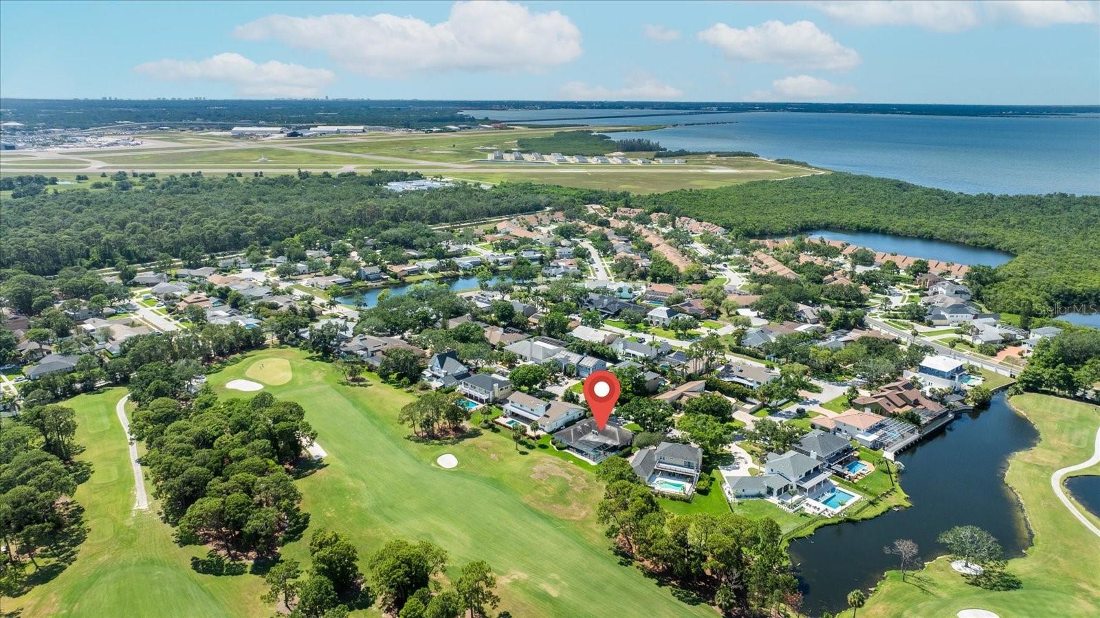 Listing photo id 47 for 2900 Sandpiper Place
