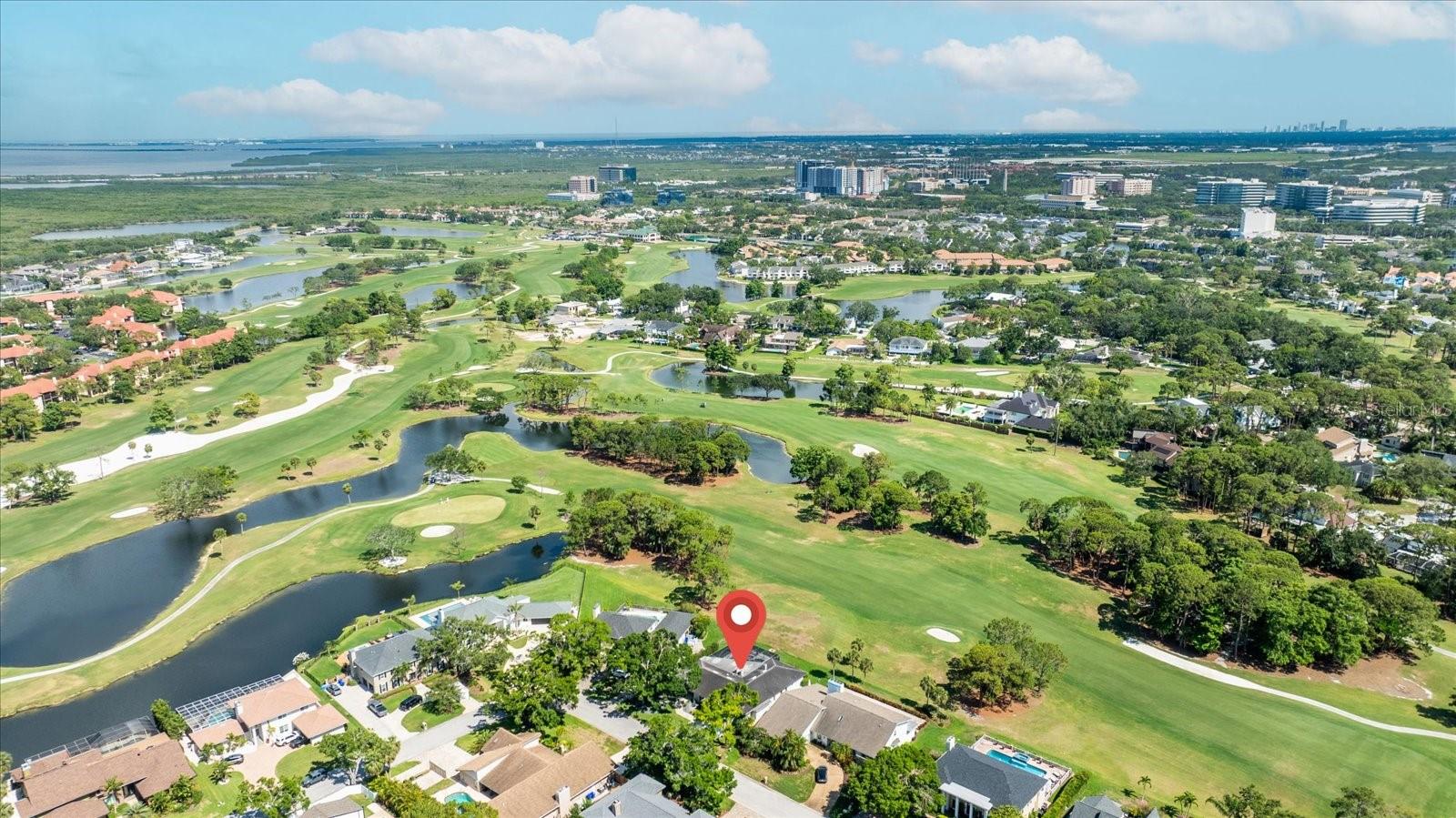 Listing photo id 48 for 2900 Sandpiper Place