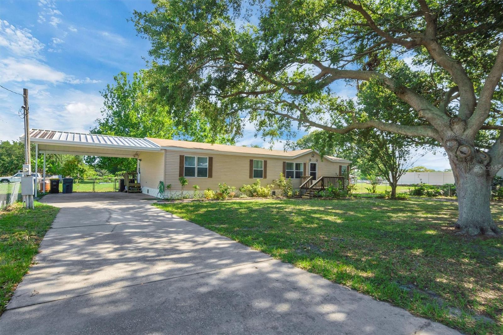 Details for 323 Thornhill Estates Court, WINTER HAVEN, FL 33880