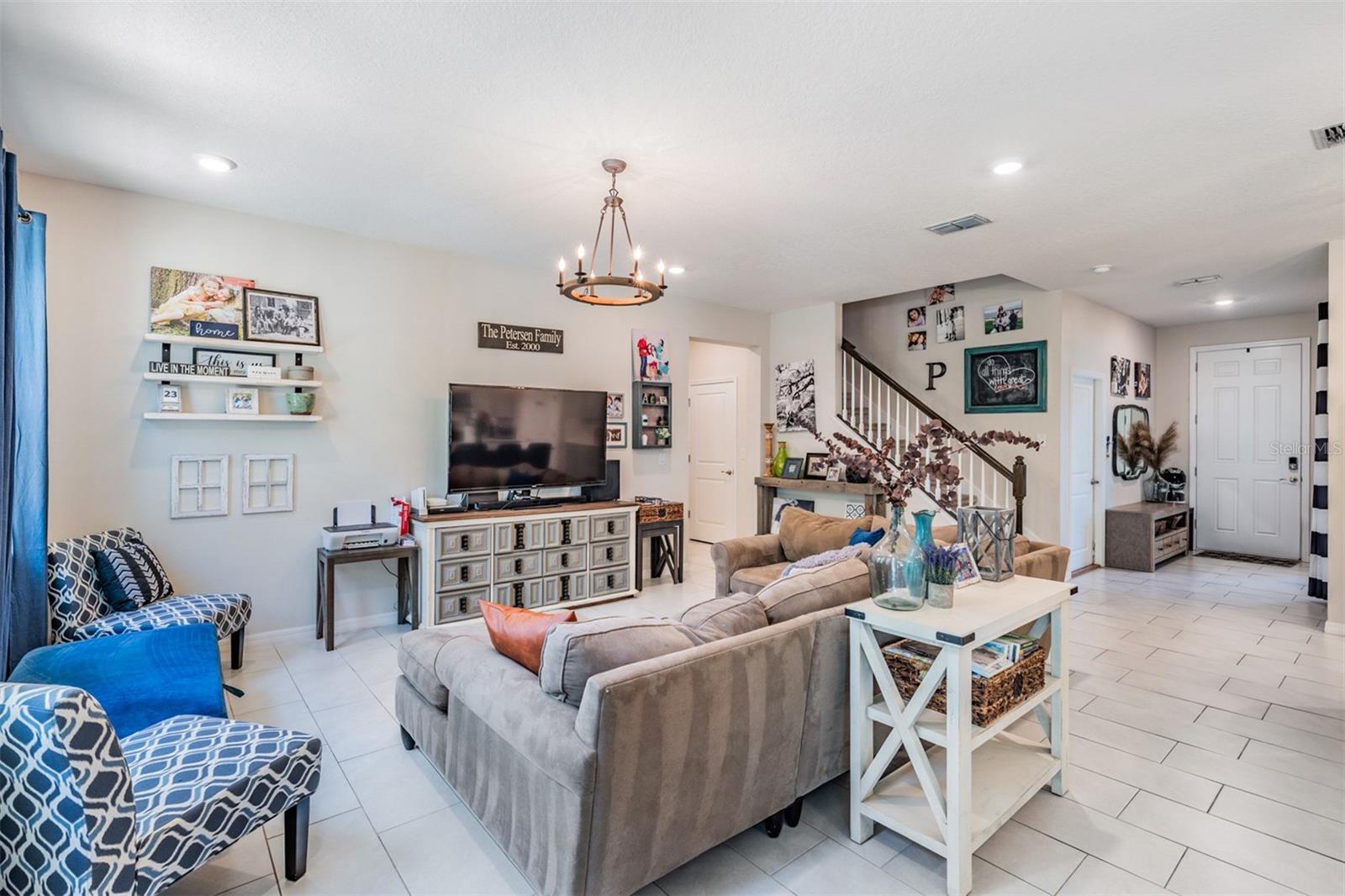Listing photo id 12 for 8208 Praise Drive