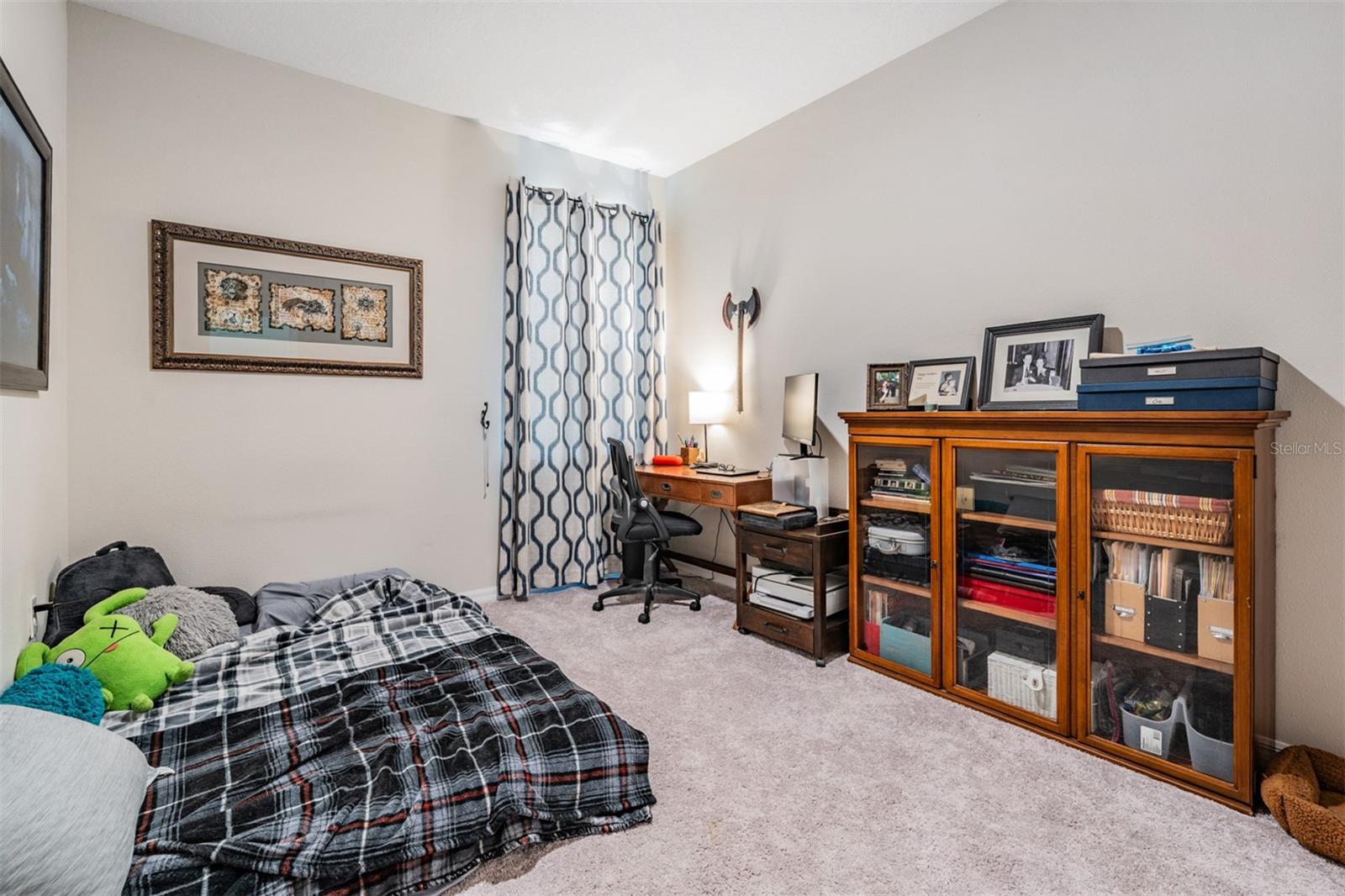 Listing photo id 14 for 8208 Praise Drive