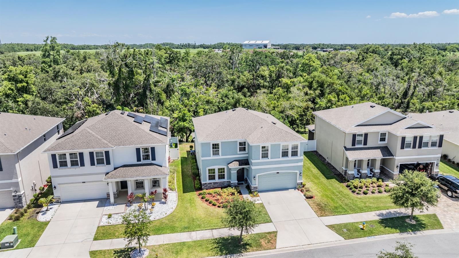 Listing photo id 1 for 8208 Praise Drive