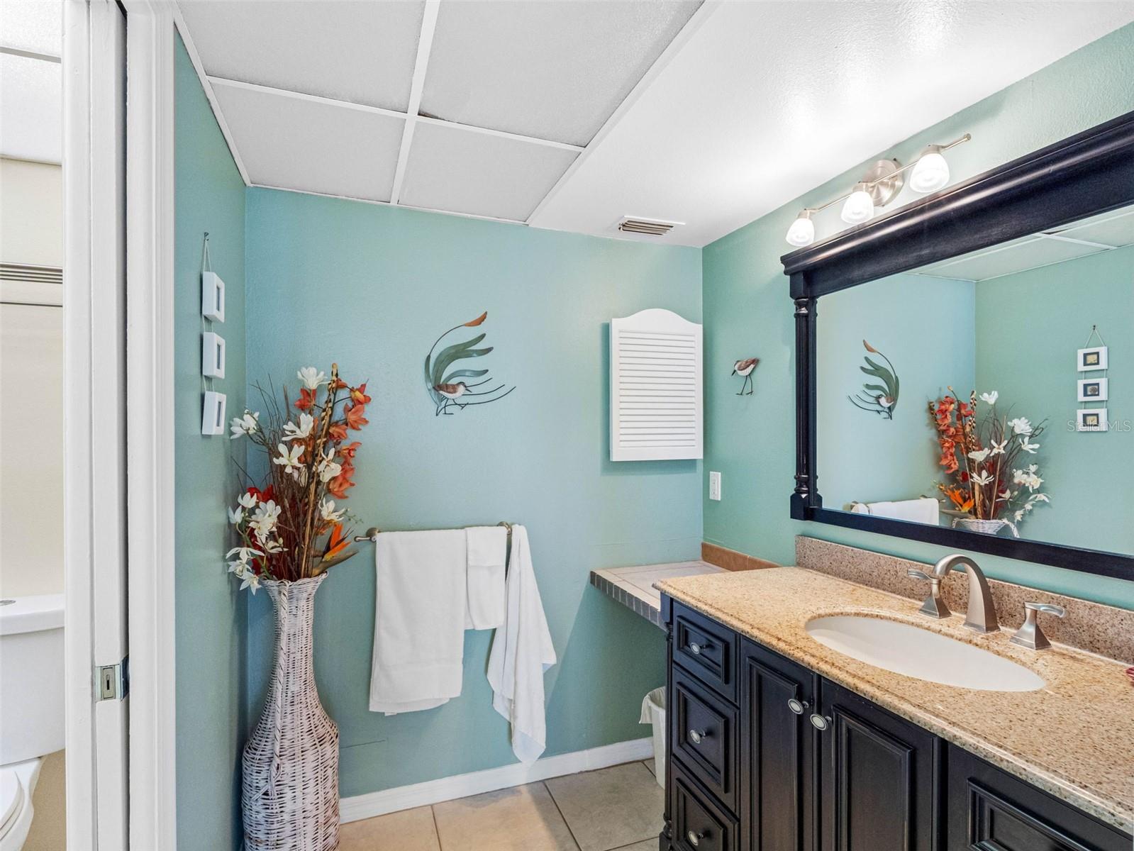 Listing photo id 19 for 13500 Gulf Boulevard 506