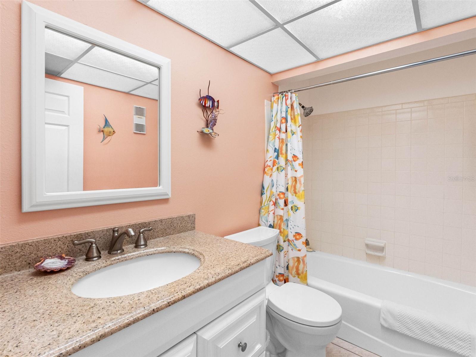 Listing photo id 22 for 13500 Gulf Boulevard 506