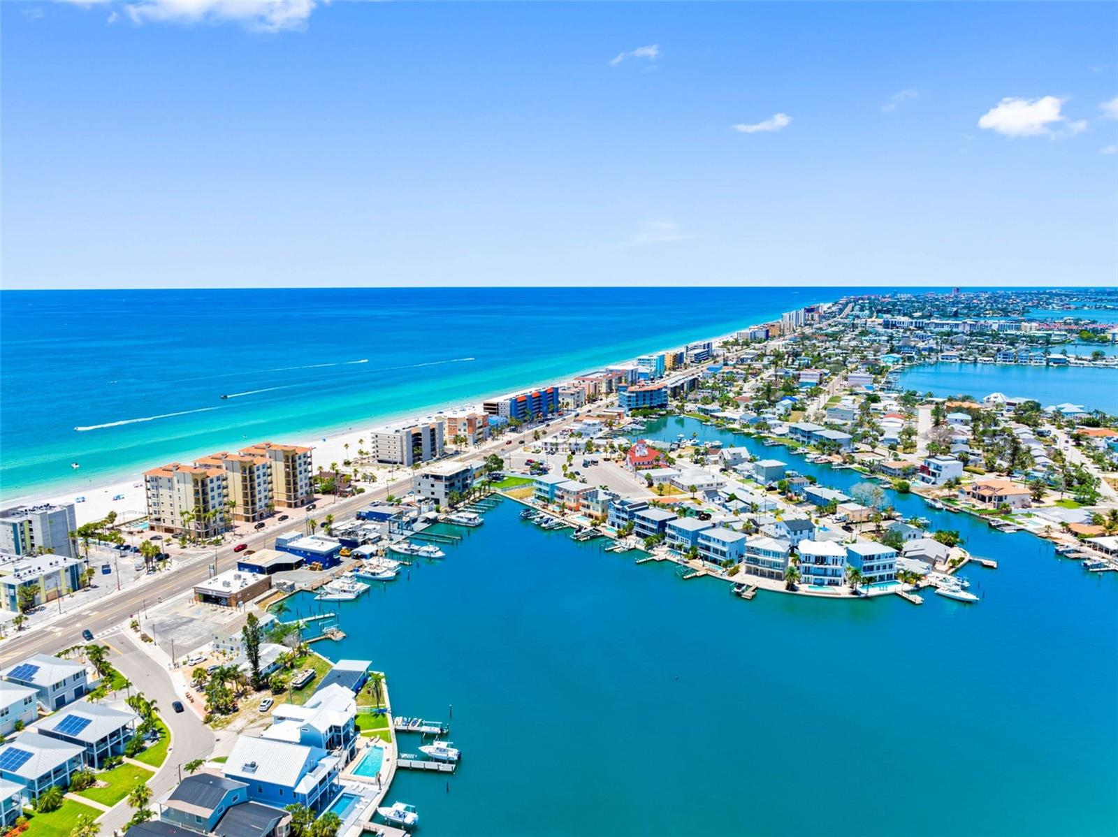 Listing photo id 63 for 13500 Gulf Boulevard 506