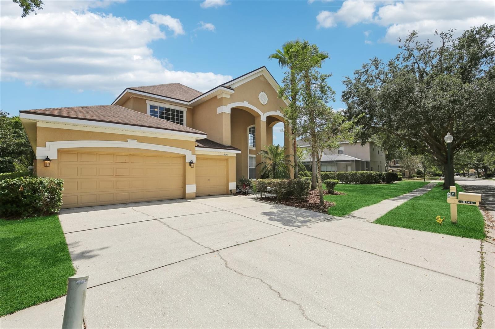 Image 3 of 74 For 10205 Deercliff Drive