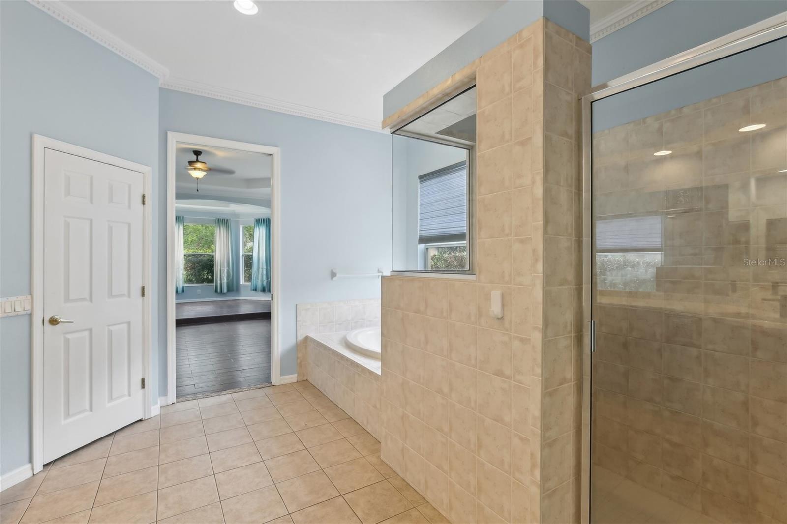 Image 41 of 74 For 10205 Deercliff Drive