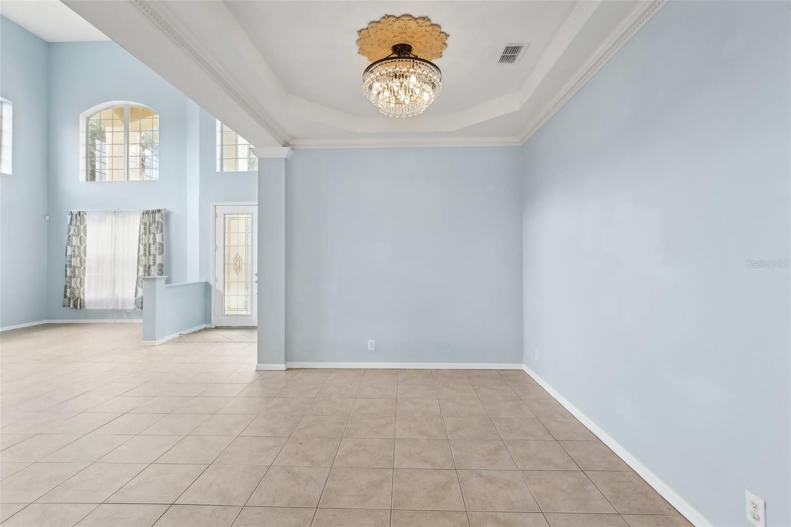 Image 43 of 74 For 10205 Deercliff Drive