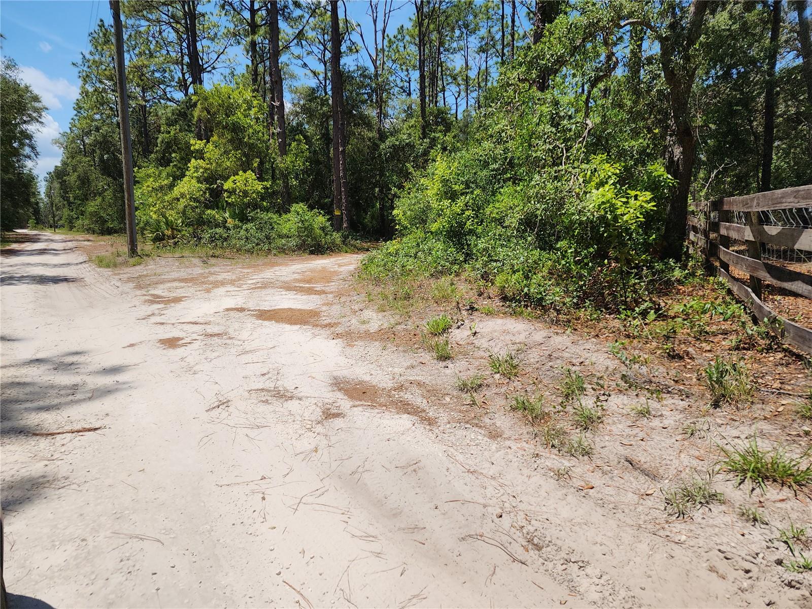 Listing photo id 8 for 3775-3787 Osprey Point