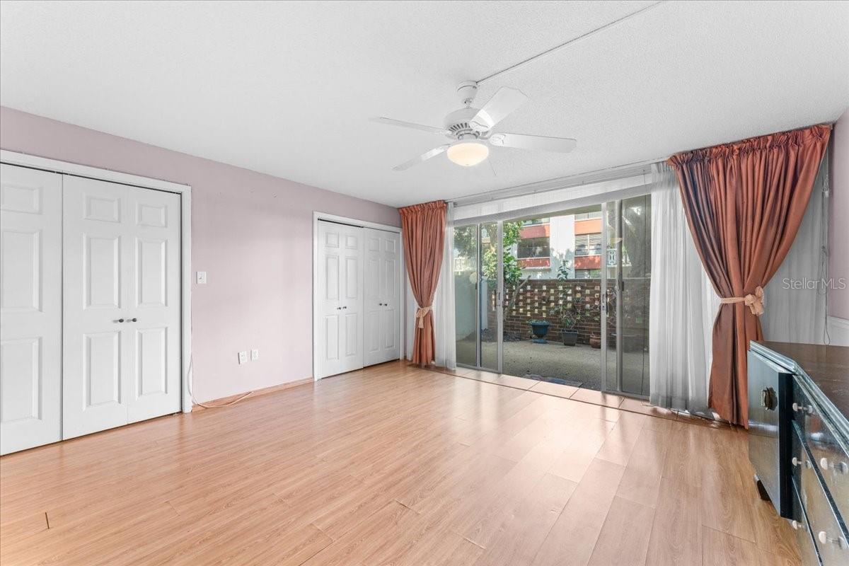 Image 19 of 38 For 2630 Pearce Drive 108
