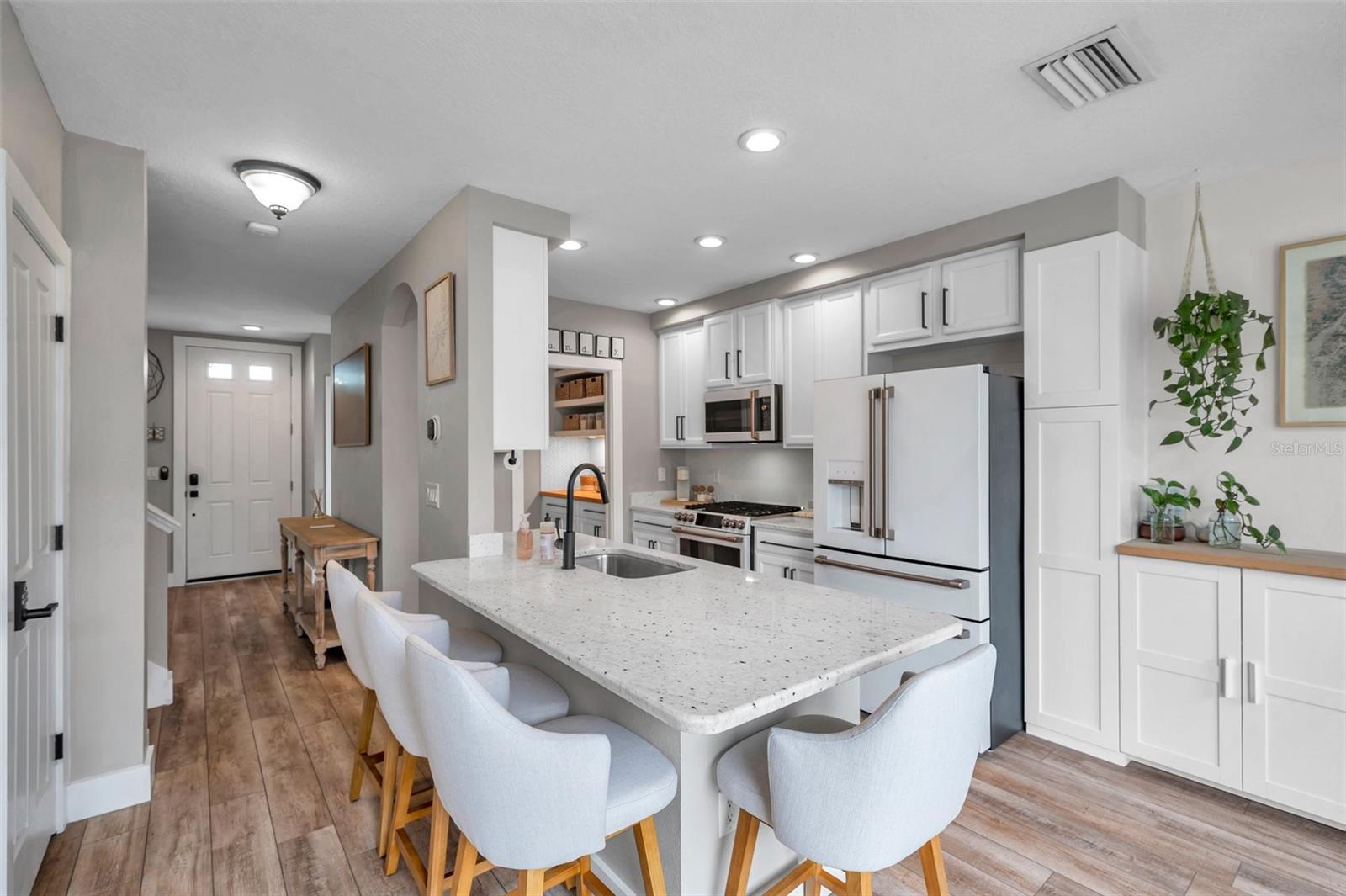 Image 4 of 23 For 10635 Marsha Drive
