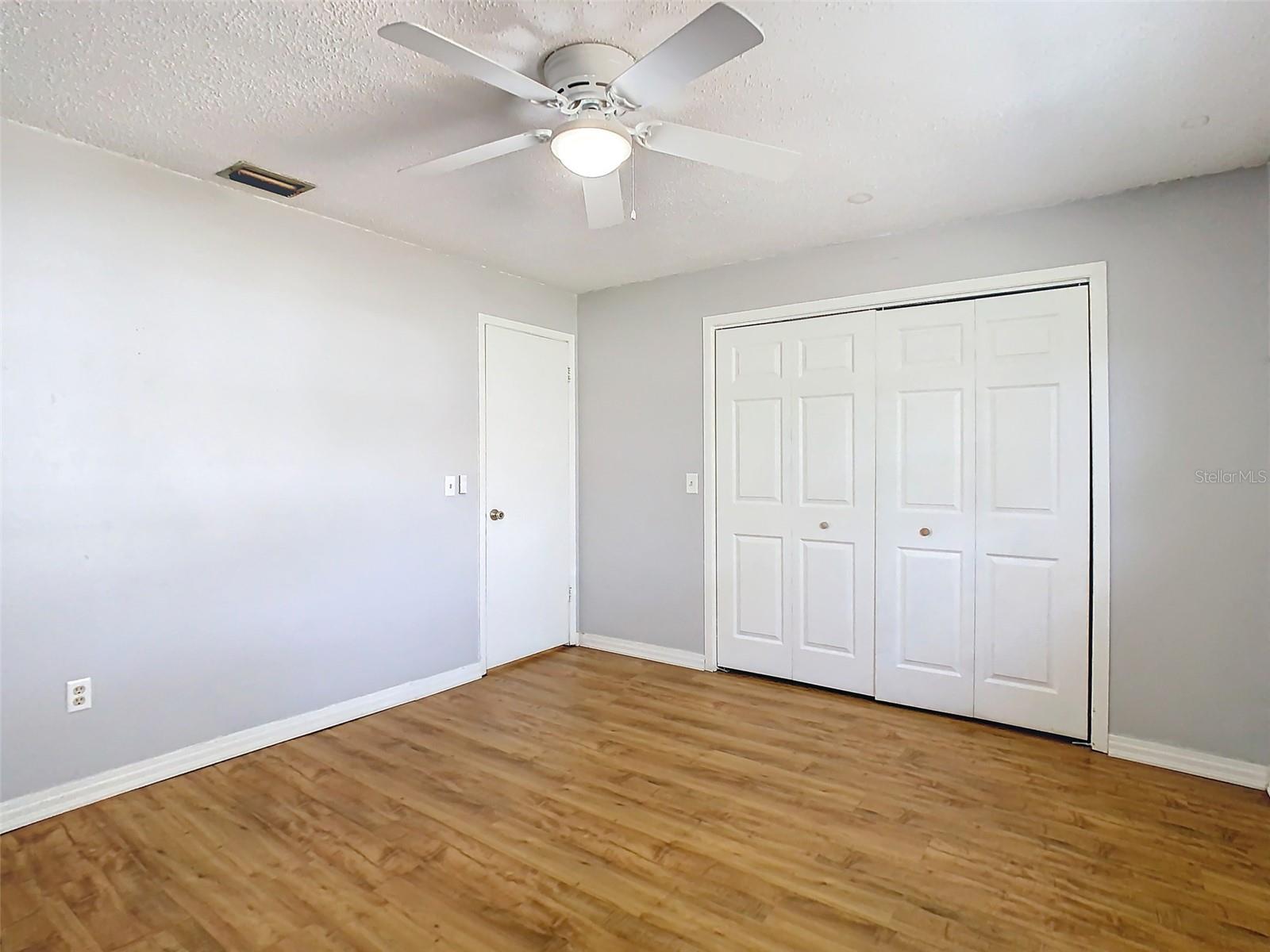 Image 10 of 23 For 214 7th Street N 214