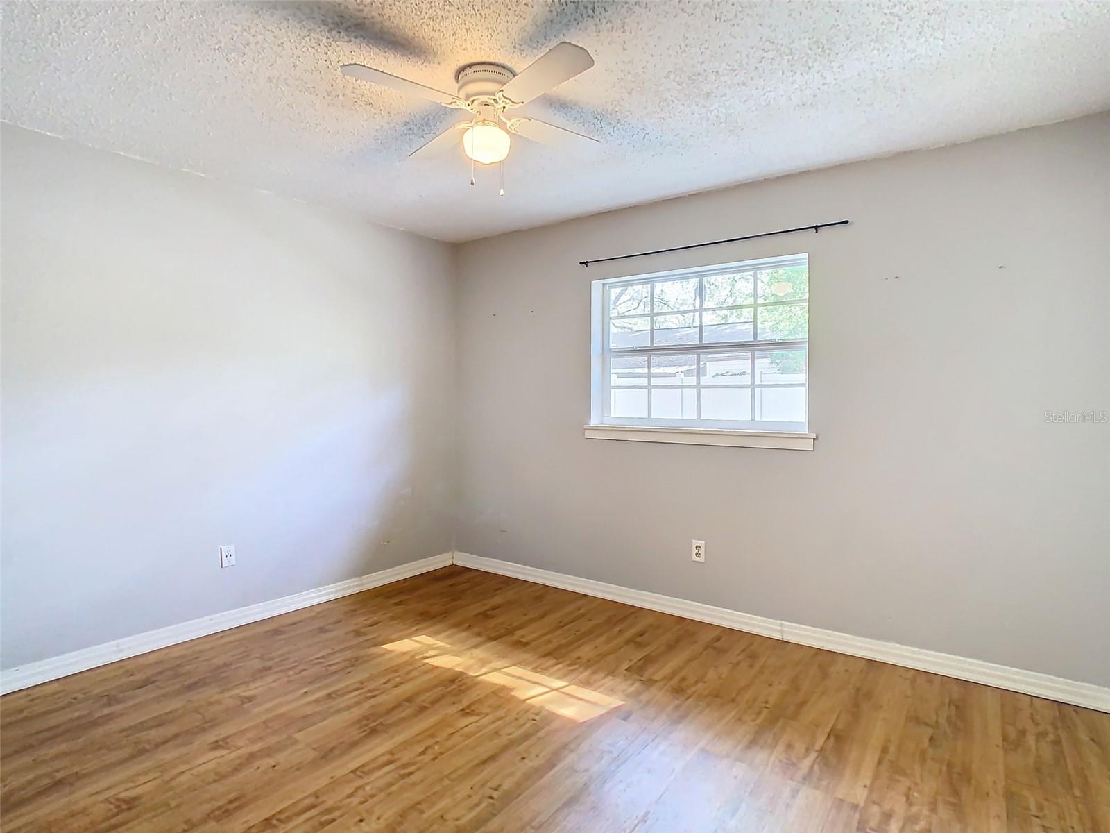 Image 15 of 23 For 214 7th Street N 214