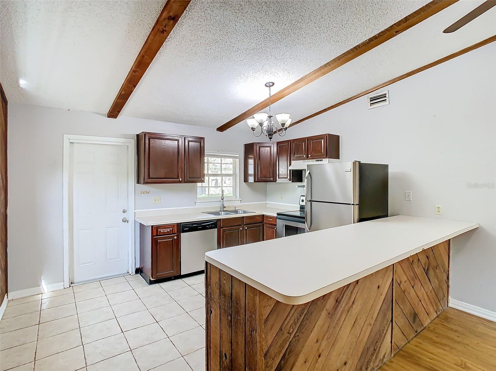 Image 7 of 23 For 214 7th Street N 214