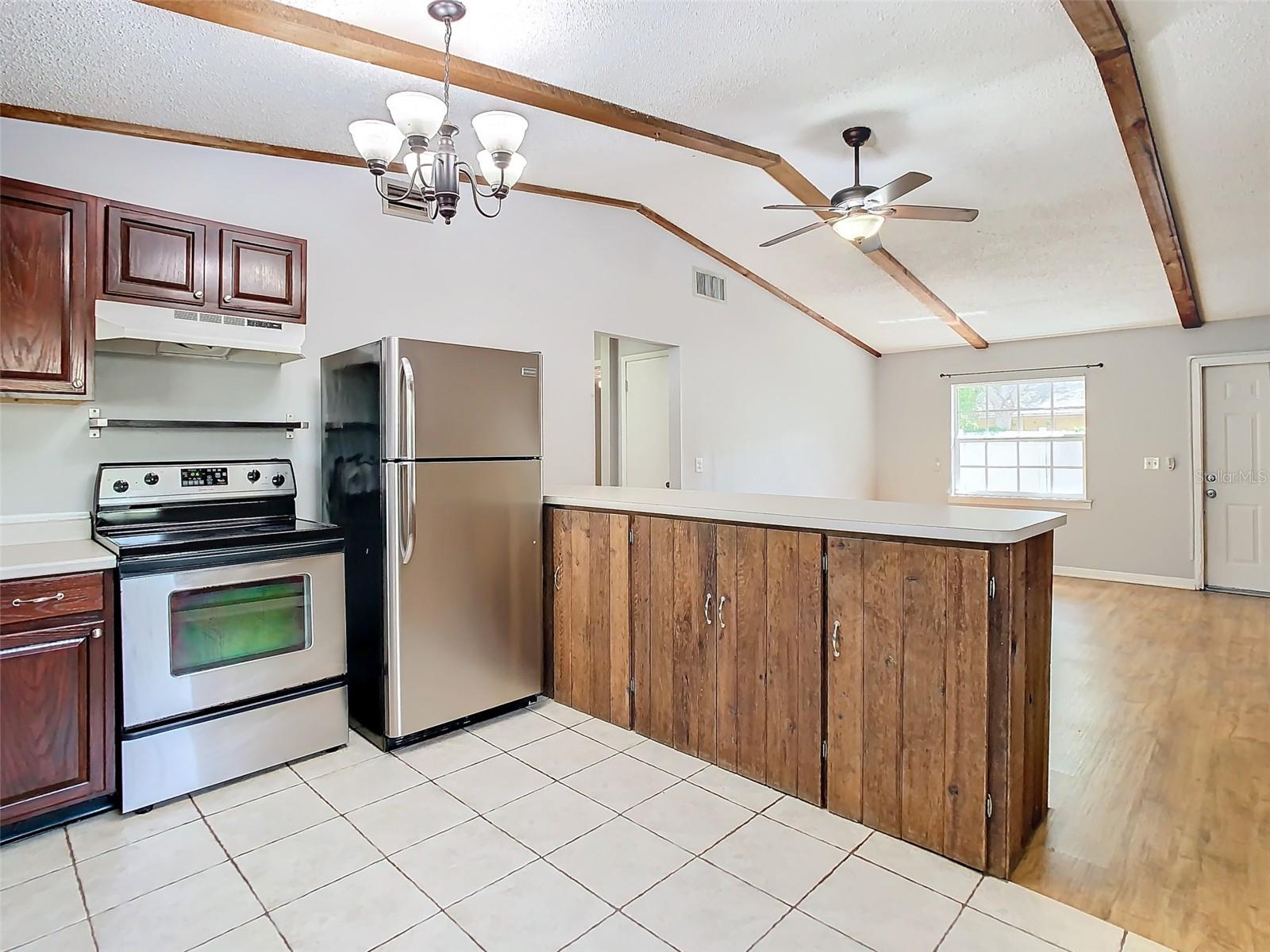 Image 8 of 23 For 214 7th Street N 214