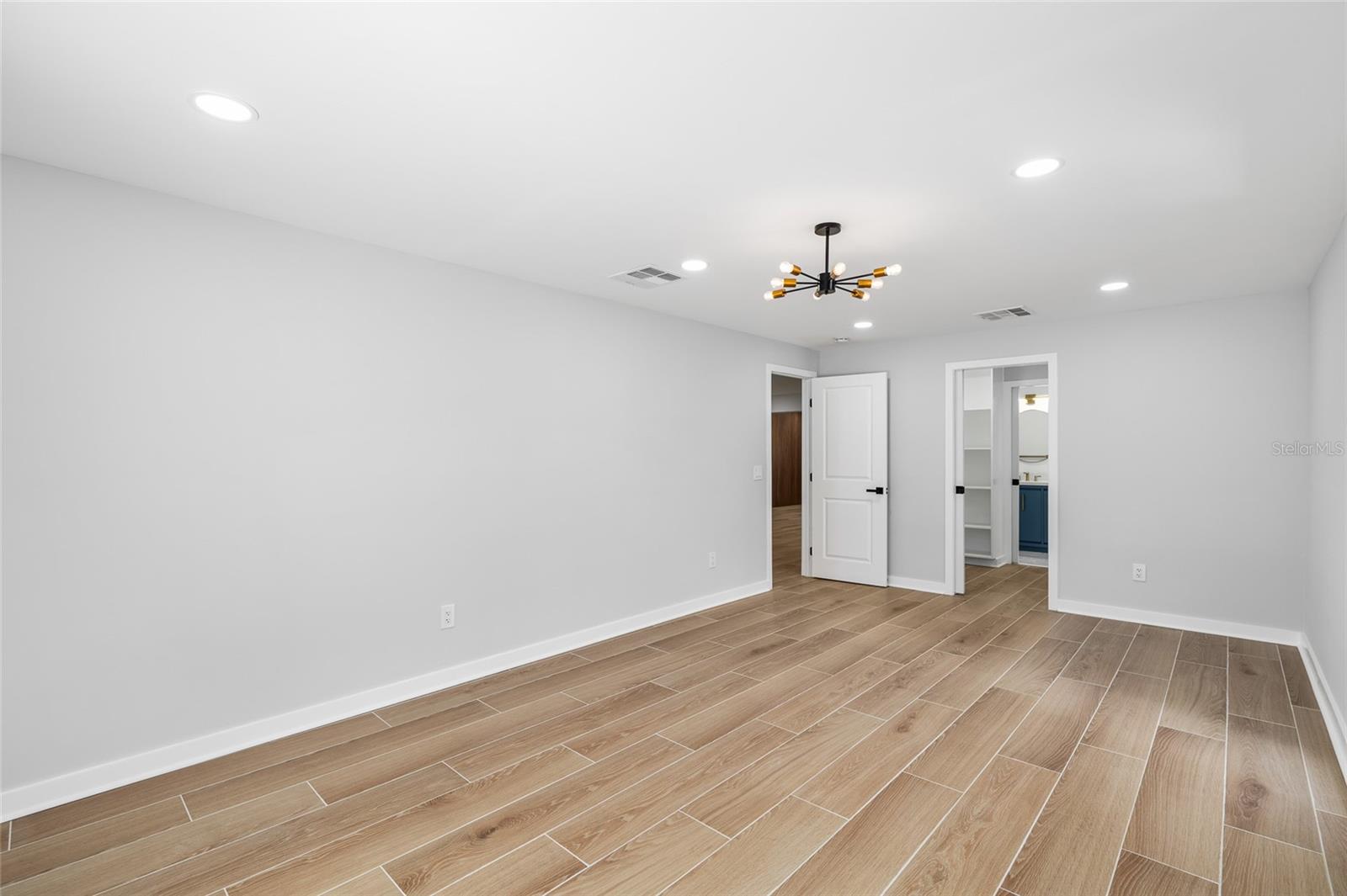 Image 20 of 51 For 2306 San Jose Circle