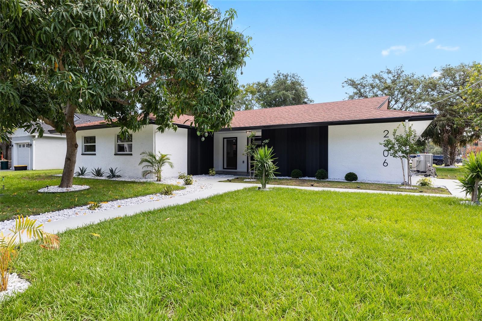 Image 3 of 51 For 2306 San Jose Circle