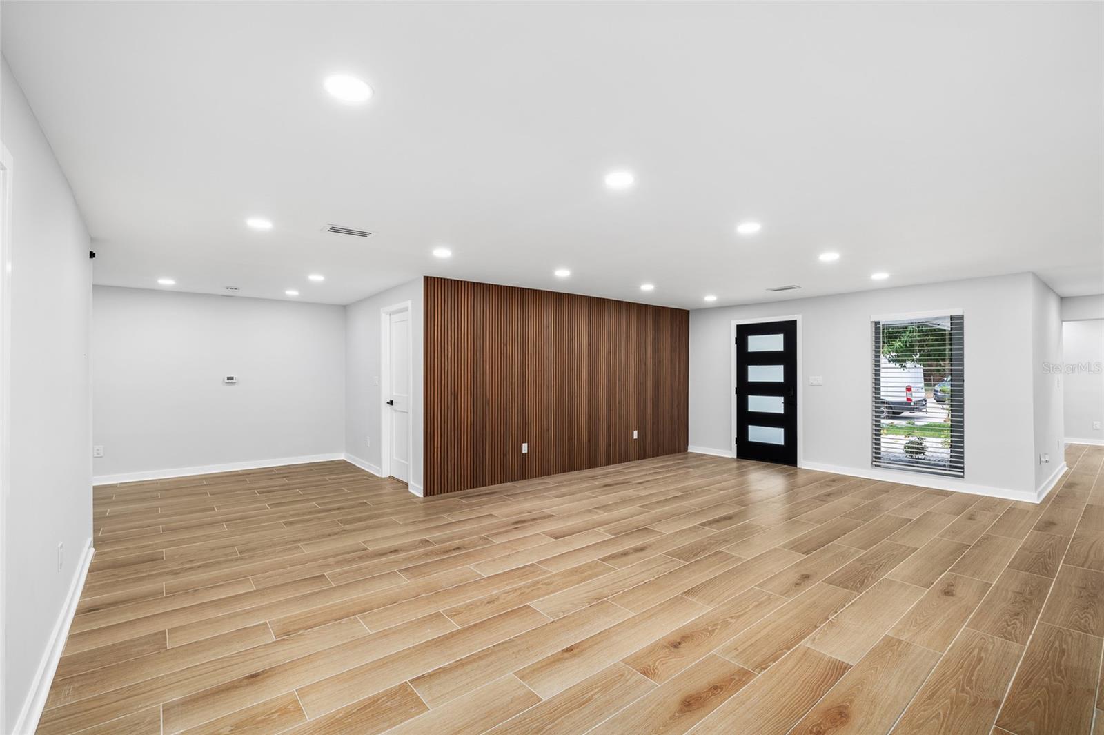 Image 9 of 51 For 2306 San Jose Circle