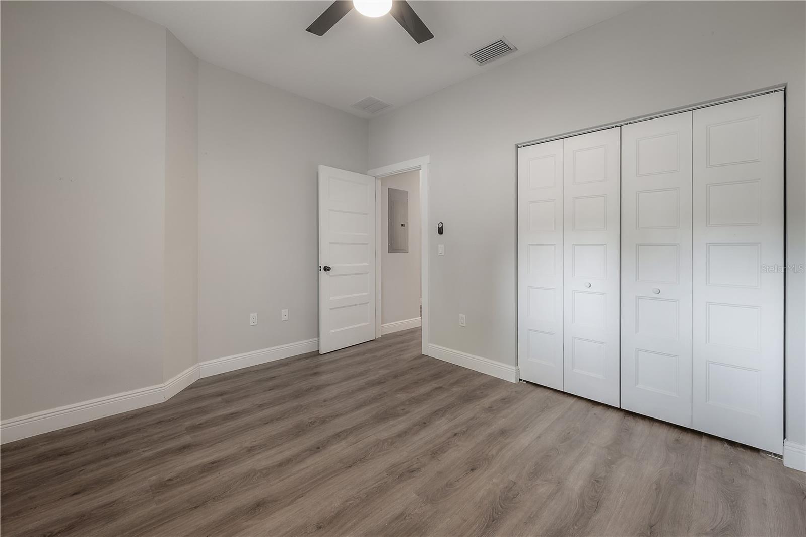 Image 23 of 31 For 6804 17th Street
