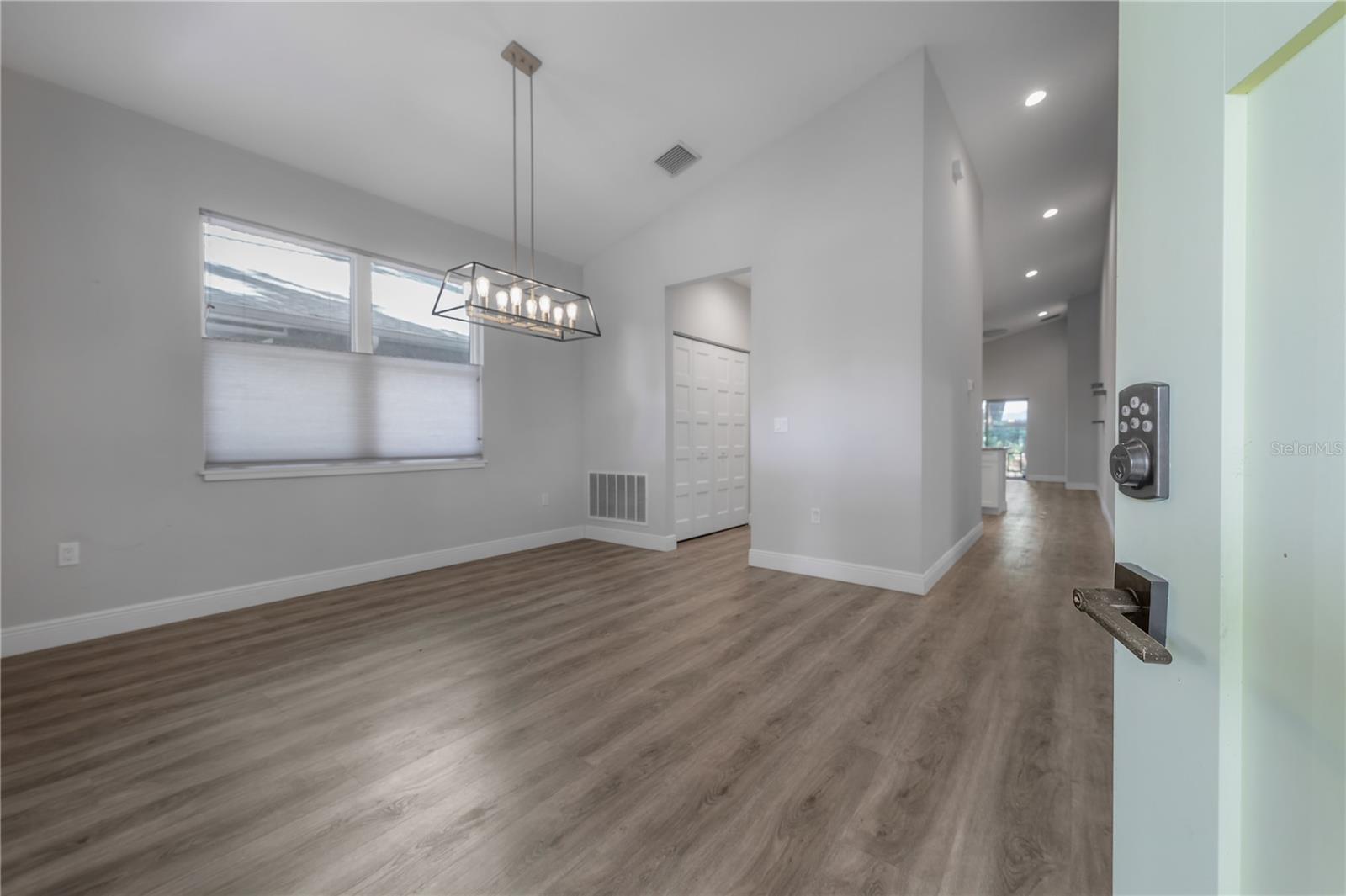 Image 6 of 31 For 6804 17th Street