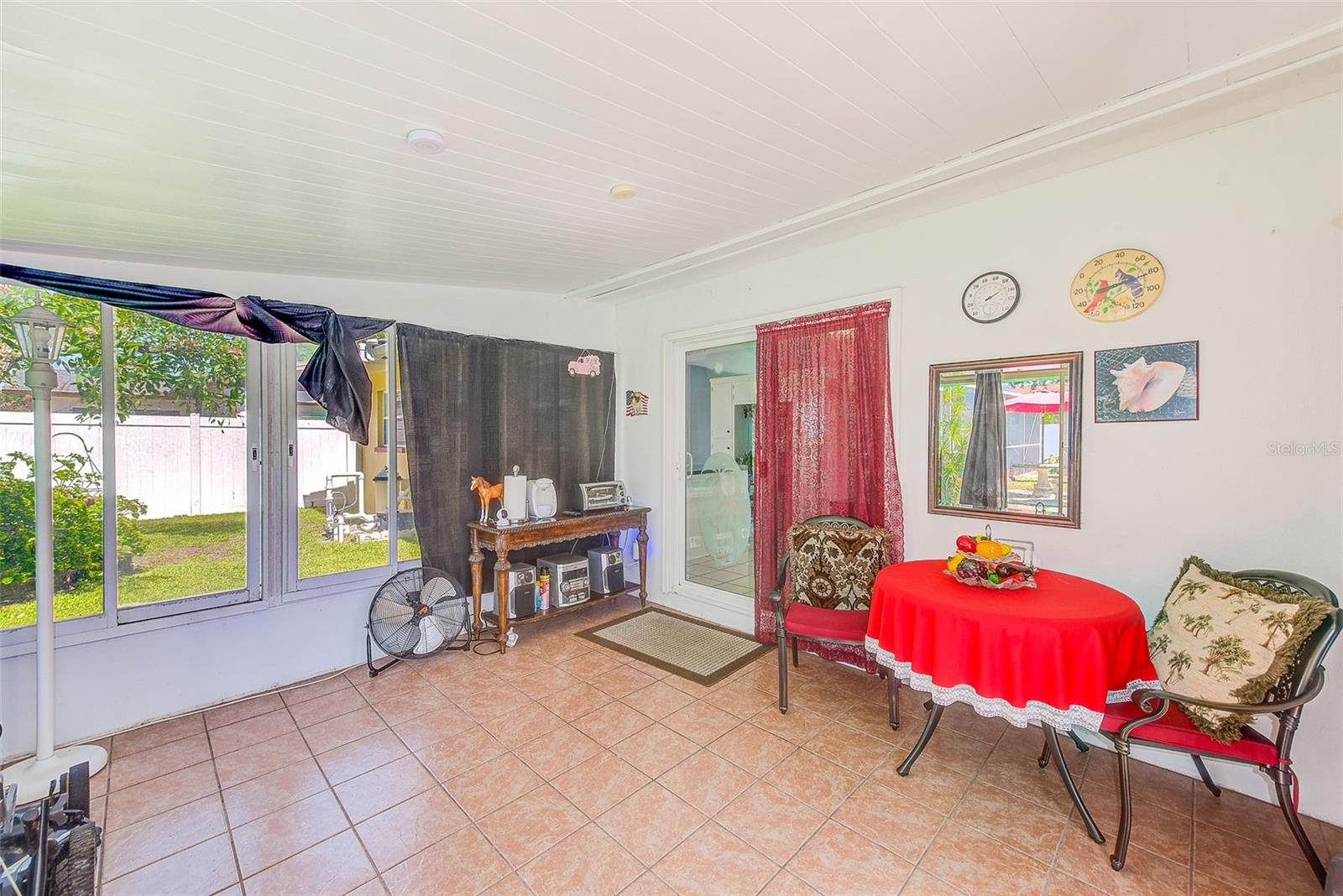 Image 17 of 38 For 4360 82nd Avenue N