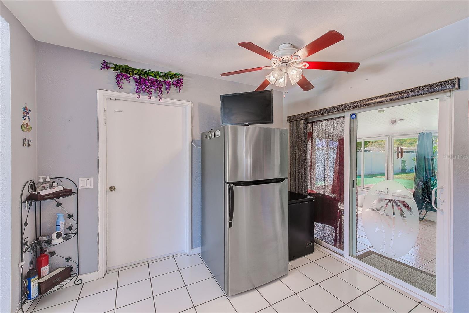 Image 6 of 38 For 4360 82nd Avenue N