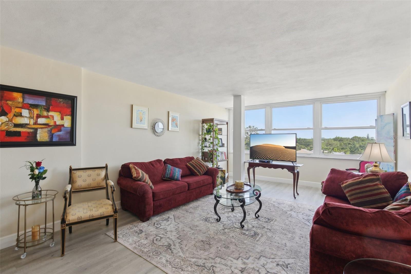 Image 13 of 38 For 841 4th Avenue N 55