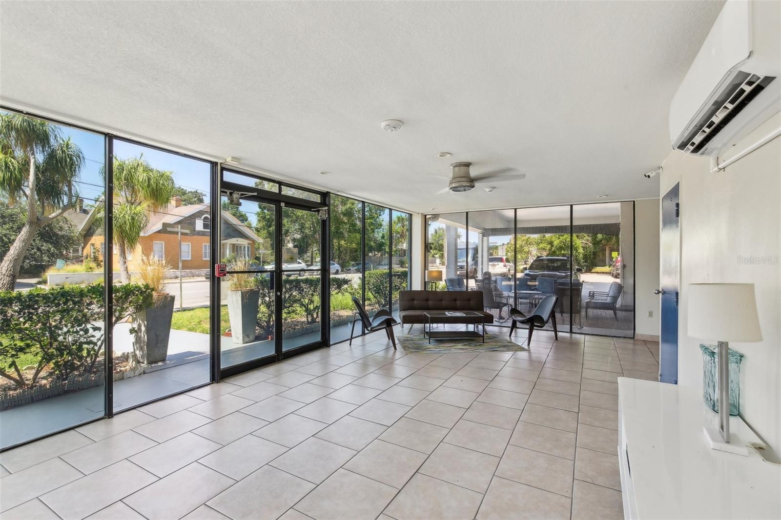 Image 30 of 38 For 841 4th Avenue N 55