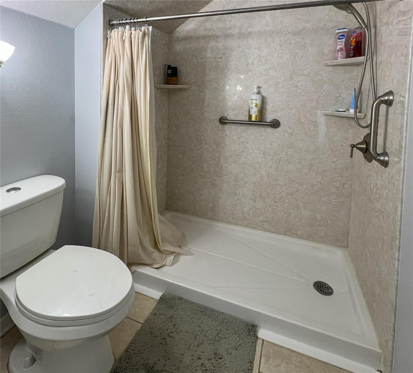 Listing photo id 19 for 22443 Crows Nest Court