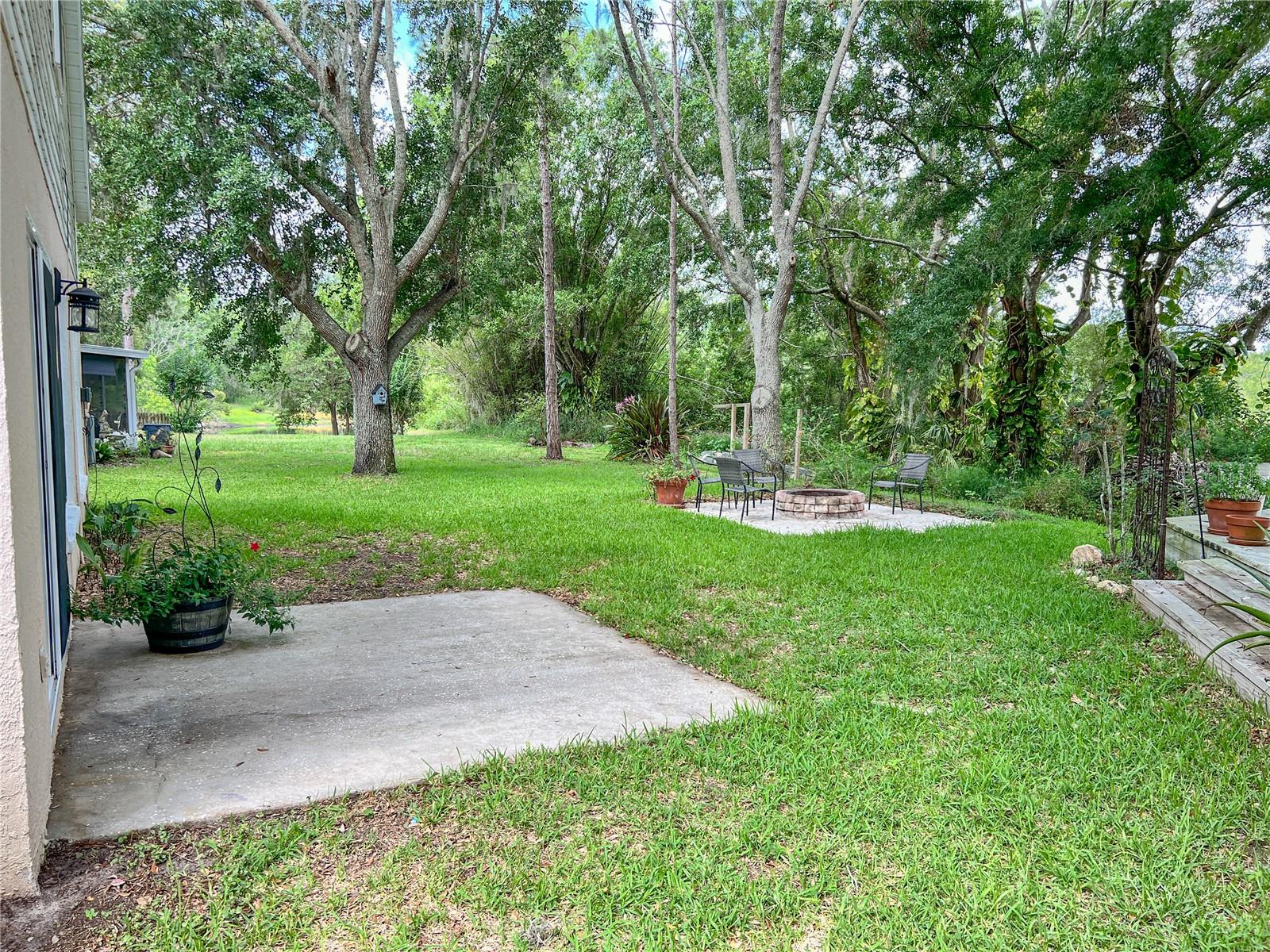 Listing photo id 22 for 22443 Crows Nest Court