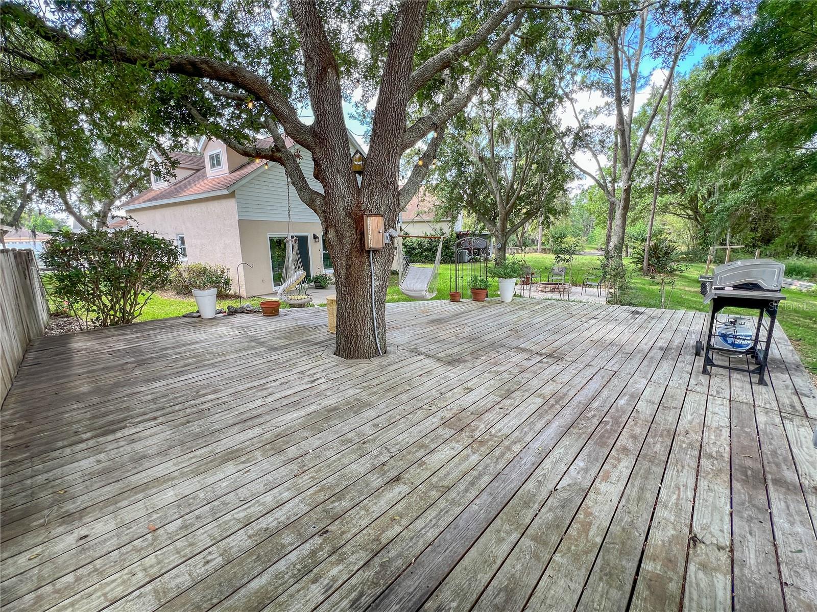 Listing photo id 27 for 22443 Crows Nest Court