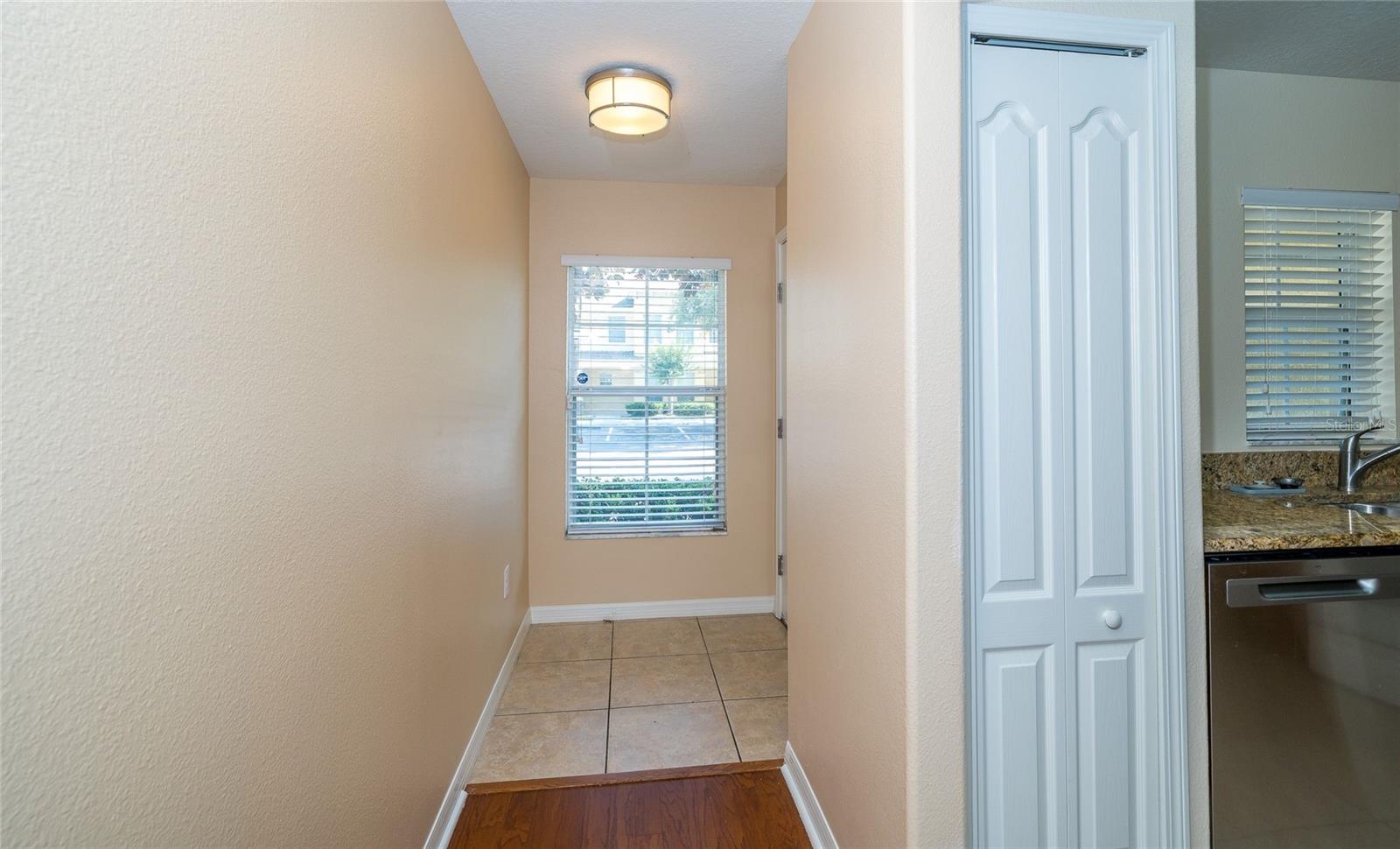 Image 8 of 32 For 37712 Aaralyn Road