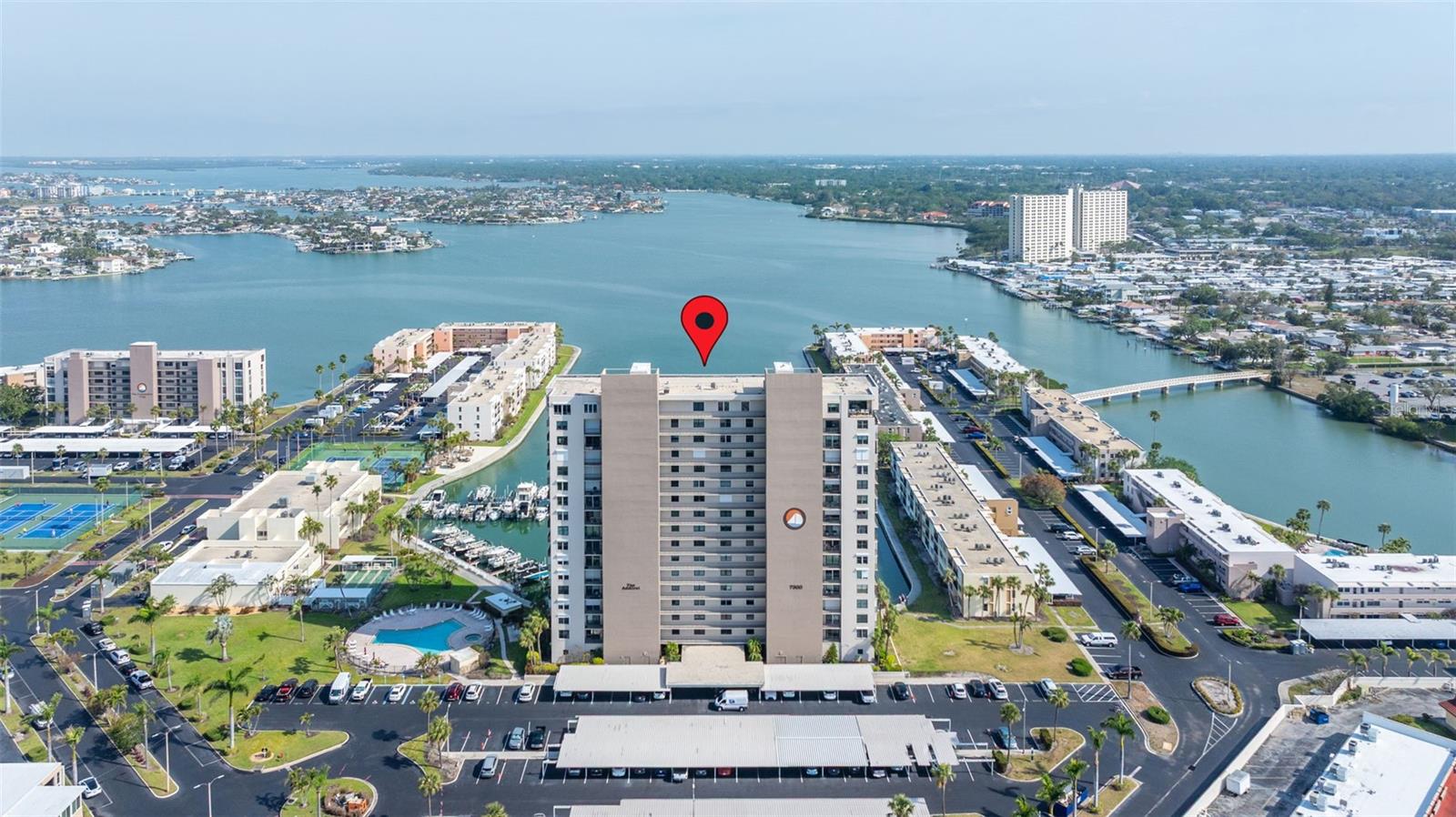 Image 28 of 40 For 7300 Sun Island Drive S 605