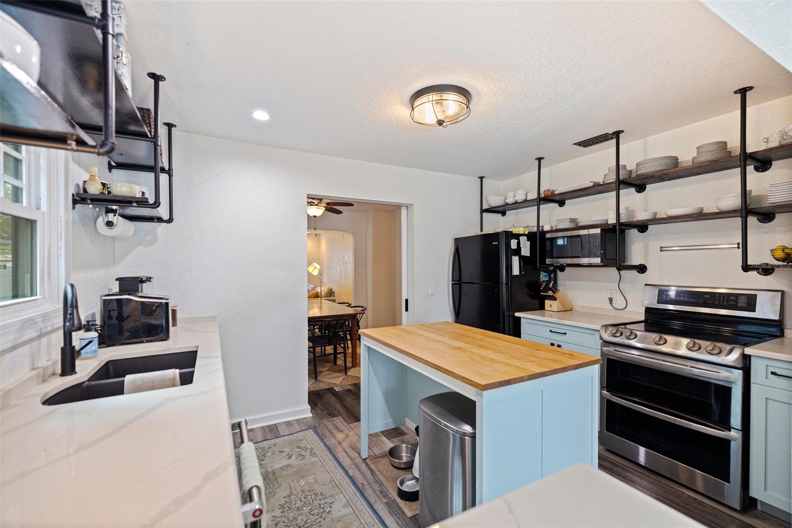 Image 13 of 50 For 2519 1st Avenue N