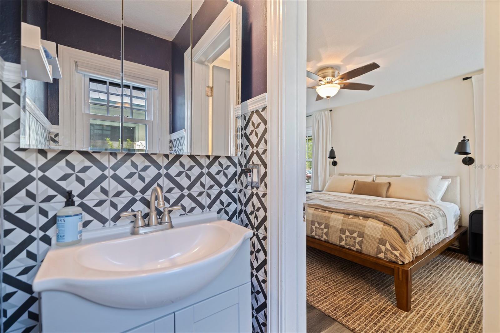 Image 20 of 50 For 2519 1st Avenue N