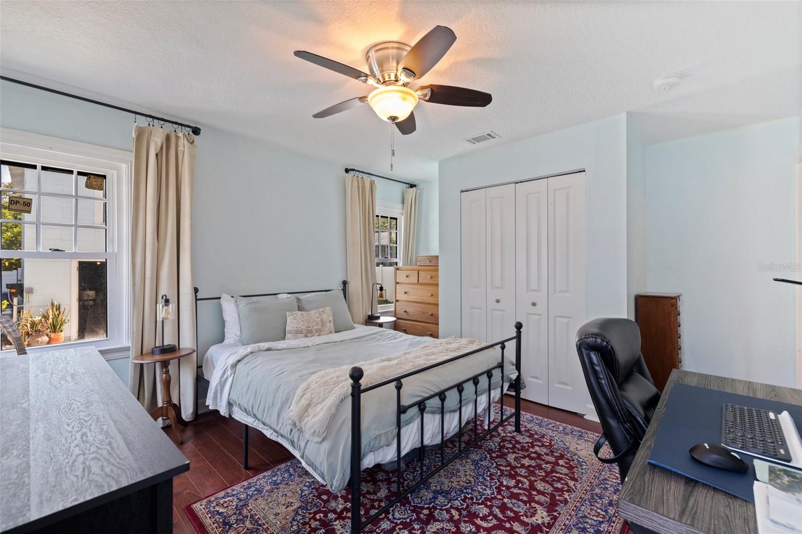 Image 25 of 50 For 2519 1st Avenue N