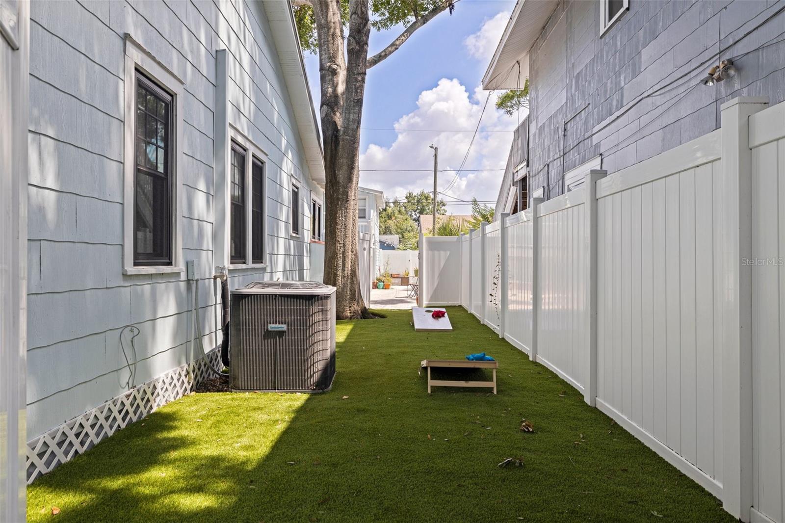 Image 26 of 50 For 2519 1st Avenue N